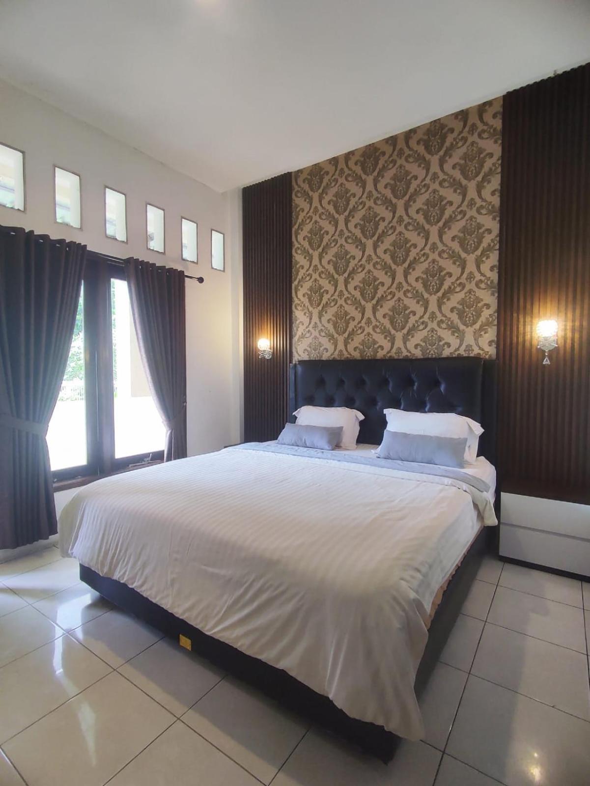 سيساروا Villa Aurora المظهر الخارجي الصورة